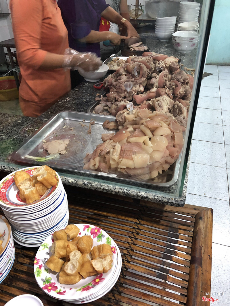 Bánh Canh Giò Heo Phú Thuận ở Thành Phố Thủ Dầu Một, Bình Dương | Foody.vn