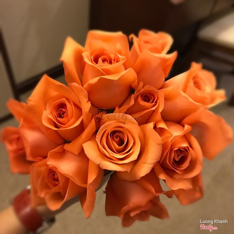Bó hoa hồng cam