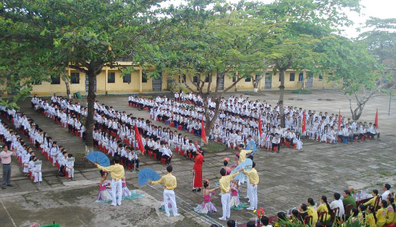 Trường THPT Thái Thanh Hòa