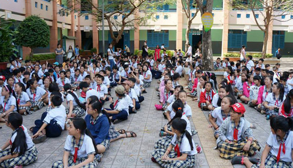 Trường THCS Trần Phú