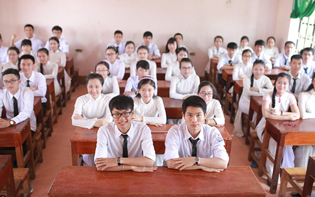Trường THPT Hùng Vương