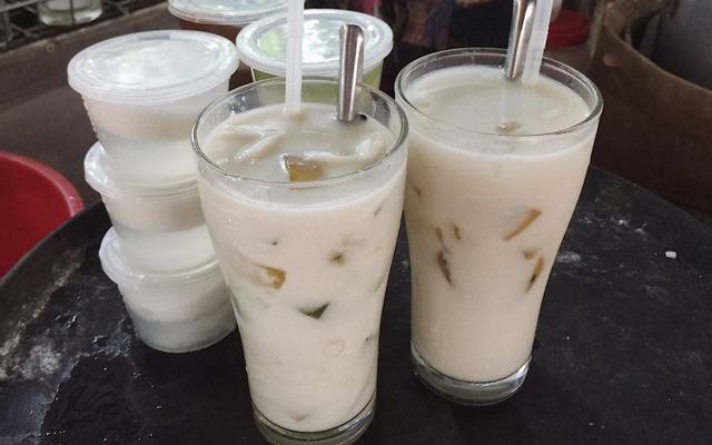 Chị Ngân - Bánh Rán & Sữa Đậu Nành Thạch