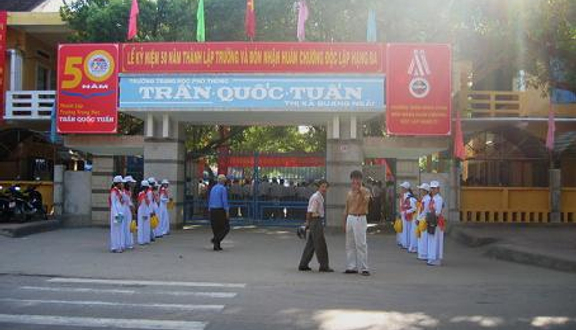 Trường THPT Trần Quốc Tuấn