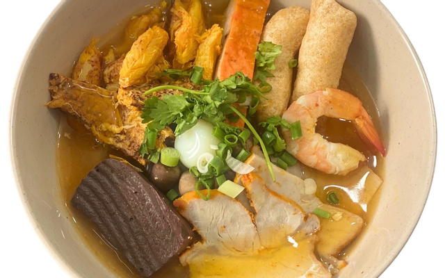 Bánh Canh Cua Ba Lúa 206 - Tôn Đản