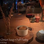 French Ornion Soup served with Pastry Puff