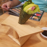 Temaki cá ngừ bơ