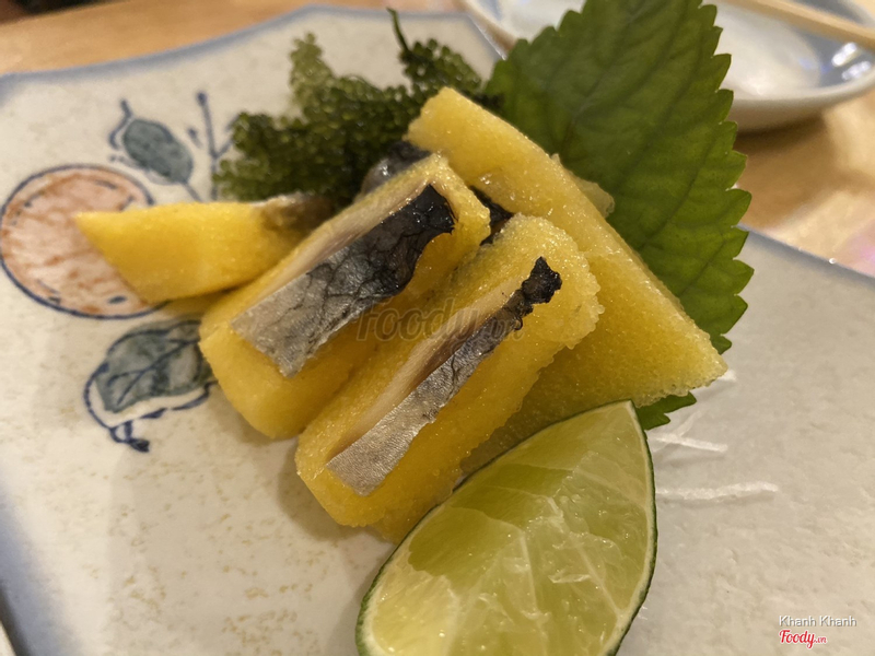 cá trích ép trứng sashimi
