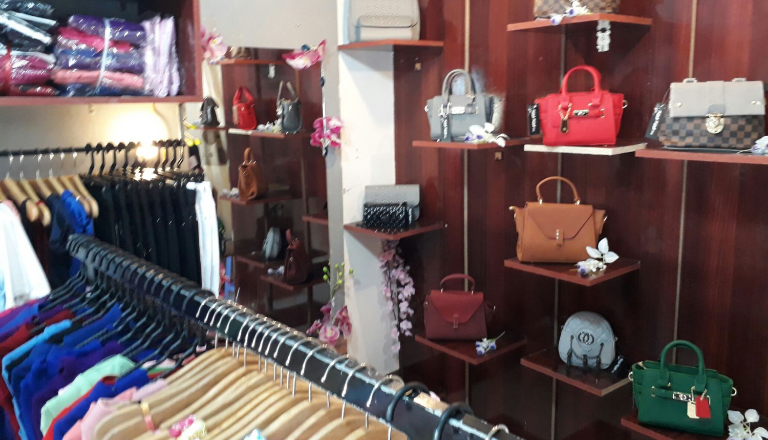Xinh Xinh - Shop Thời Trang Nữ ở Cần Thơ | Foody.vn