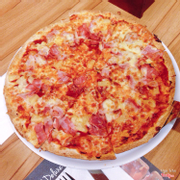 Pizza Hawaiian Crispy Thin (size L) - 209k 