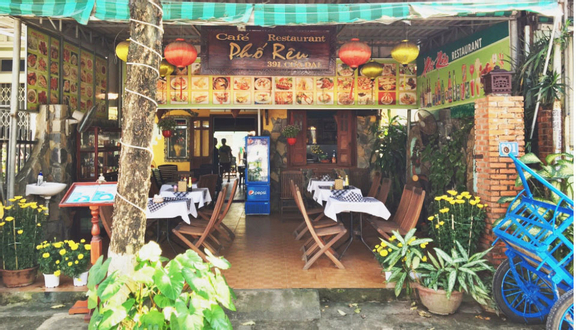 Phố Rêu - Restaurant & Cafe