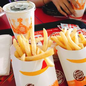 Burger King - Sân Bay Tân Sơn Nhất Ở Tp. Hcm | Foody.Vn
