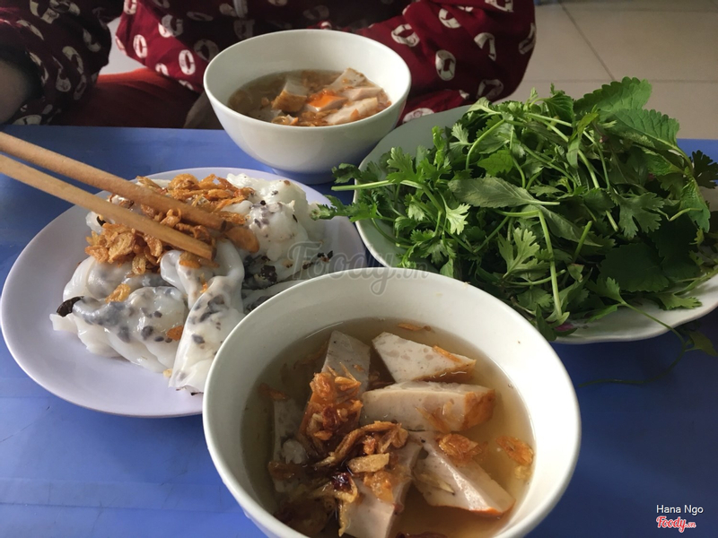 Xuất bánh cuốn chả 25k