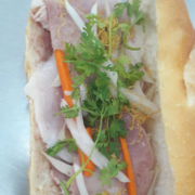 Bánh mì thịt nguội 