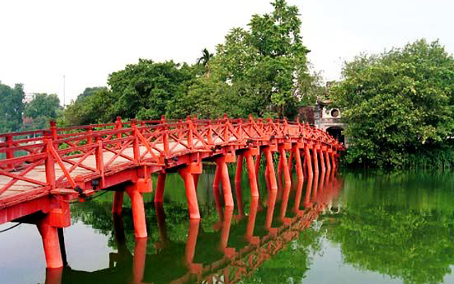 Cầu Thê Húc ở Quận Hoàn Kiếm, Hà Nội | Foody.vn