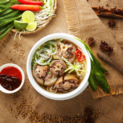 Phở đui bò quá hấp dẫn luôn !