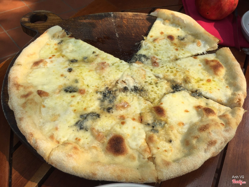 Piza 4 loại phomai