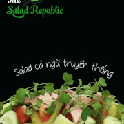 Salad cá ngừ truyền thống ăn kèm sốt dứa mù tạt