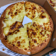 Pizza sầu riêng Monthong