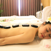Sắc Việt Spa - Massage body bằng Đá nóng