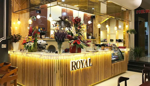 Royal Cafe - Food & Drinks