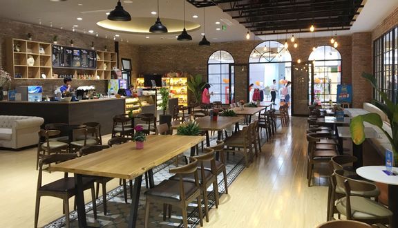 Book Cafe PNC - Vạn Hạnh Mall