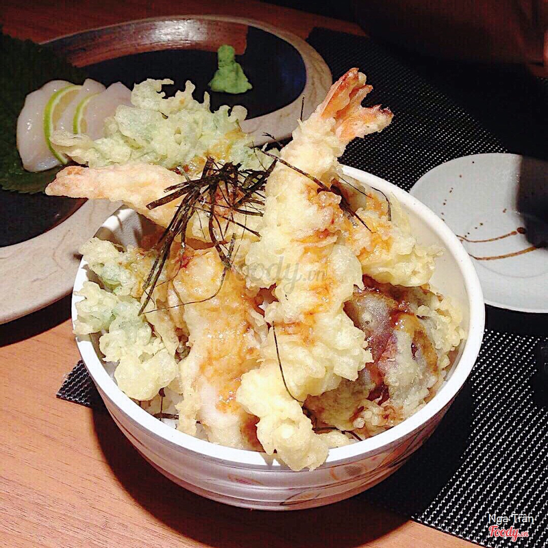 Cơm tempura hải sản