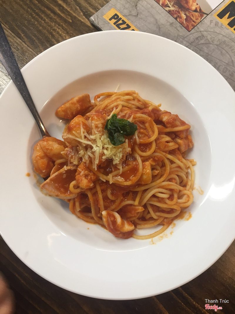 Spaghetti Hải sản sốt bò bằm