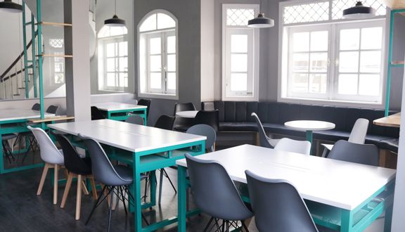 Geek Hub - Workspace & Cafeteria - Huỳnh Văn Bánh