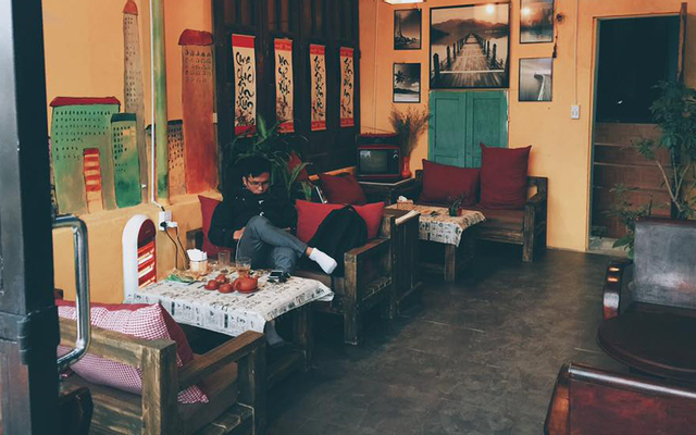 Nhi Coffee House