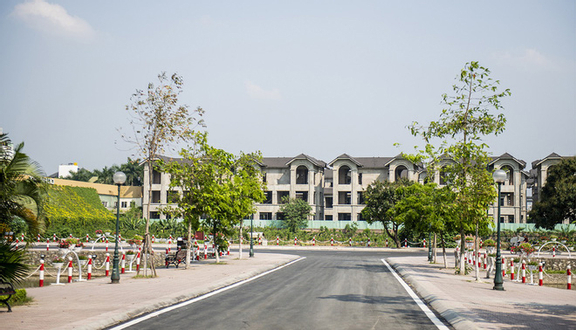 Phố Đi Bộ Trịnh Công Sơn