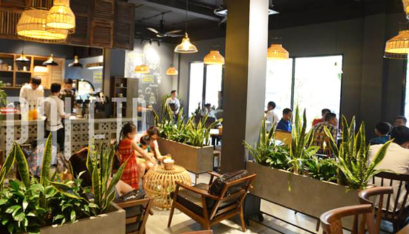 Paleta Cafe - Nguyễn Khánh Toàn