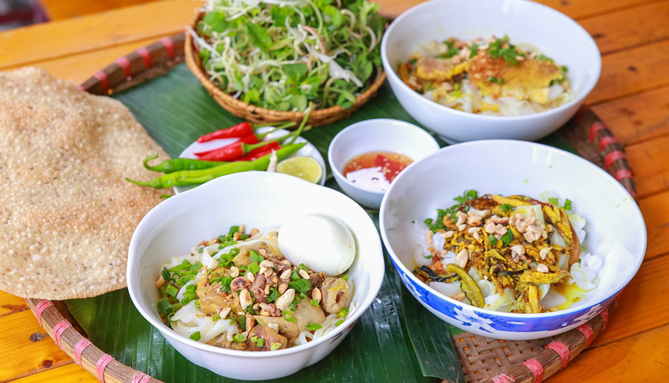Đặc Sản Mì Quảng Bà Mua - Nguyễn Văn Thoại ở Đà Nẵng | Foody.vn