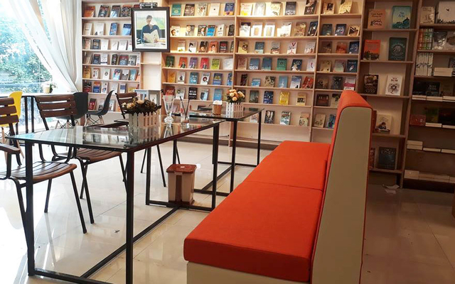 Bika - Books & Coffee