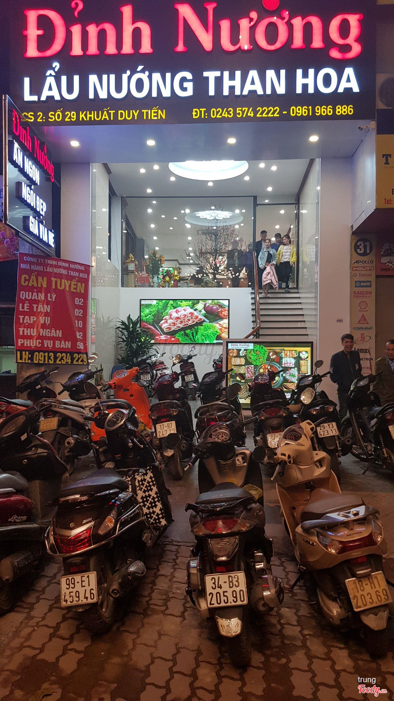 Giao hàng máy thái thịt tự động đến quán Đỉnh Nướng khai chương cơ sở mới ở Hà Nội