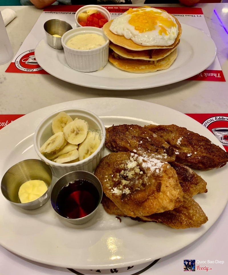 French Toasts platter and pancakes 