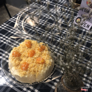 Bánh bông lan mặn phô mai chà bông trứng muối