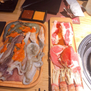 Cá phi lê ,mực và bạch tuột,thịt bò ,tôm