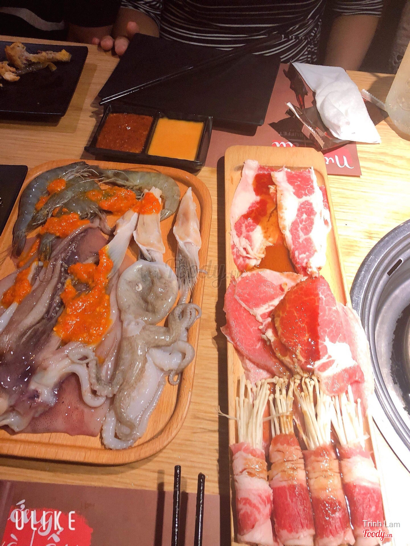 Cá phi lê ,mực và bạch tuột,thịt bò ,tôm