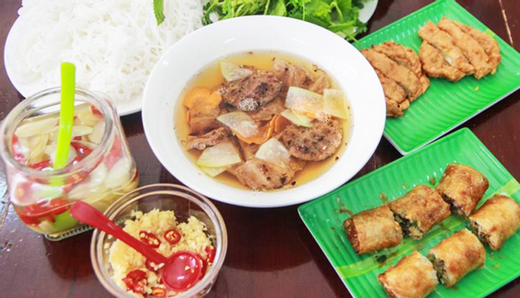 Family Suky - Bánh Xèo & Bún Chả Hà Nội