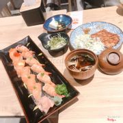 Sushi set 7