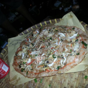 pizza huế