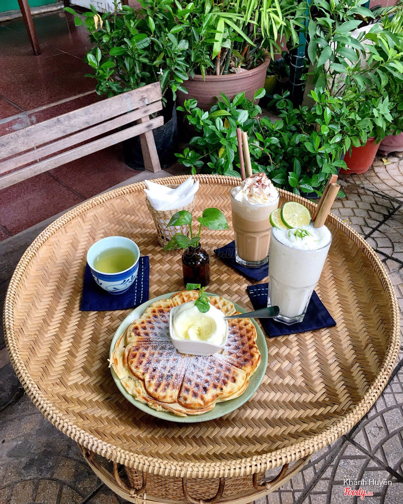 cafe kem + chanh tuyết + bánh waffle