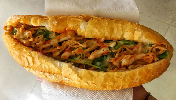 Ly Dori - Bánh Mì & Tokbokki