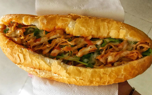 Ly Dori - Bánh Mì & Tokbokki