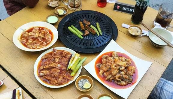 BBQ House - Hồ Thị Hương