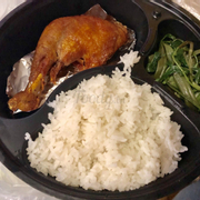 Cơm gà chiên mắm- gồm rau luộc, canh, cơm, thịt gà, phụ kiện thìa, đũa, giấy ăn❤️