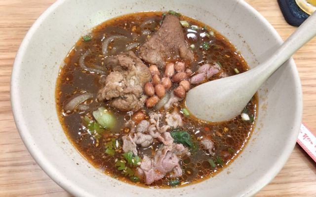 A Lỏ - Bánh Canh Chua Cay & Bún Bò Viên - Nguyễn Tri Phương