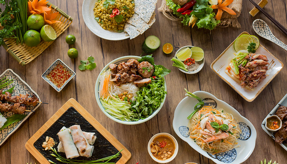Trống Cơm - Vietnamese Casual Food - Estella Place