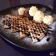 Gelato waffle with vanilla n chocolate icecream