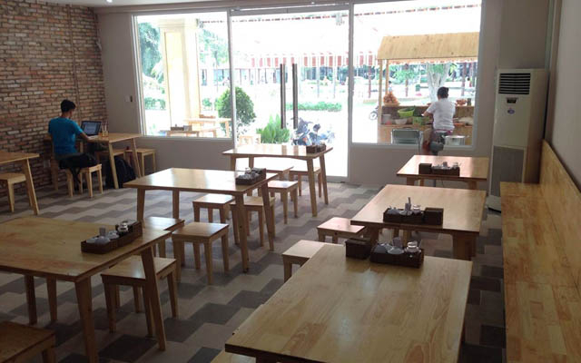 Tiin Restaurant & Coffee